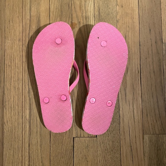 Lexi York pink pattern flip flops size 8 - Picture 2 of 3